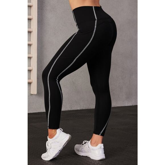 Fabletics Oasis PureLuxe High-Waisted 7/8 Legging Black XS Athleisure Gym Sporty - Picture 2 of 6